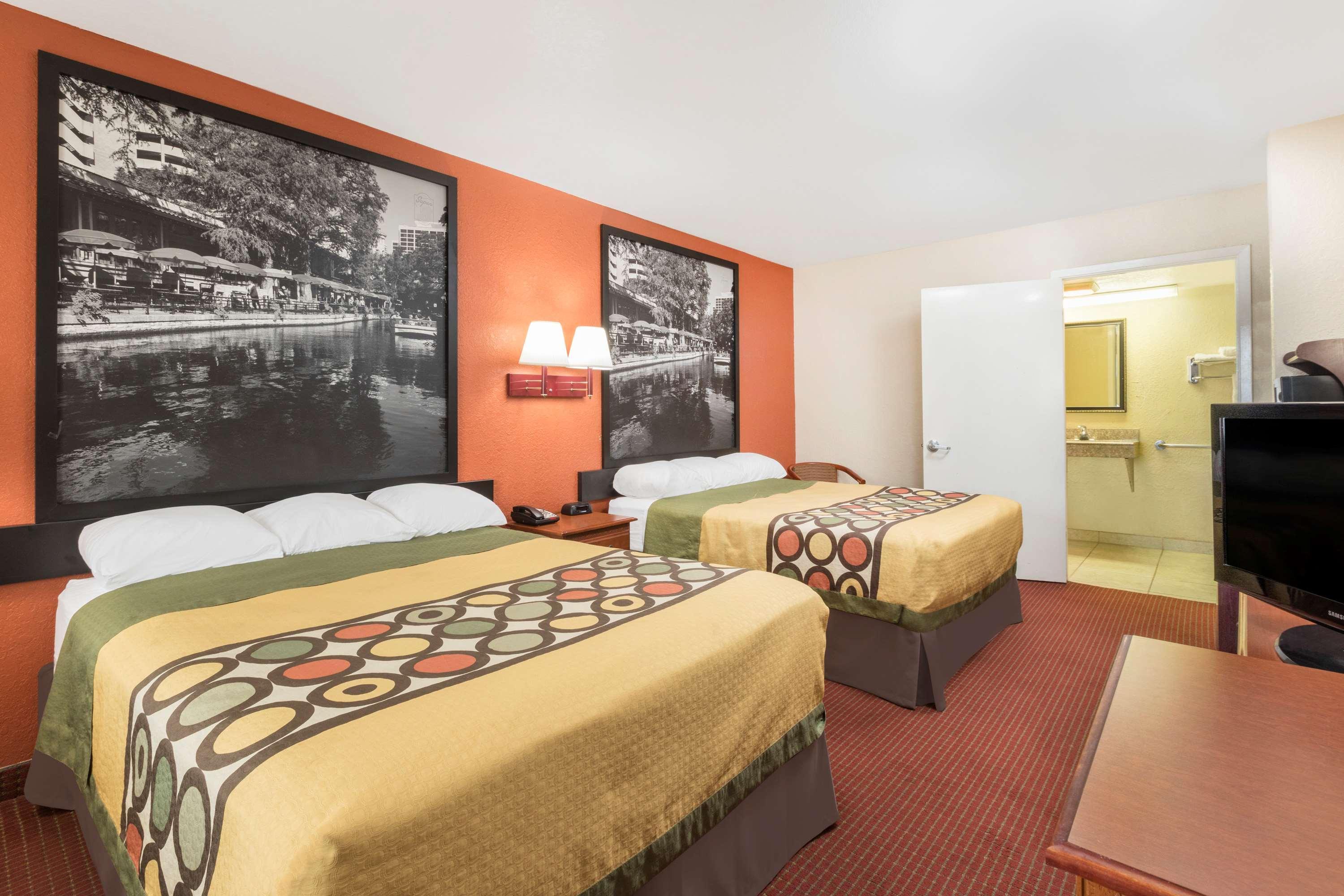 Motel Super 8 By Wyndham San Antonio At I-10 Zewnętrze zdjęcie