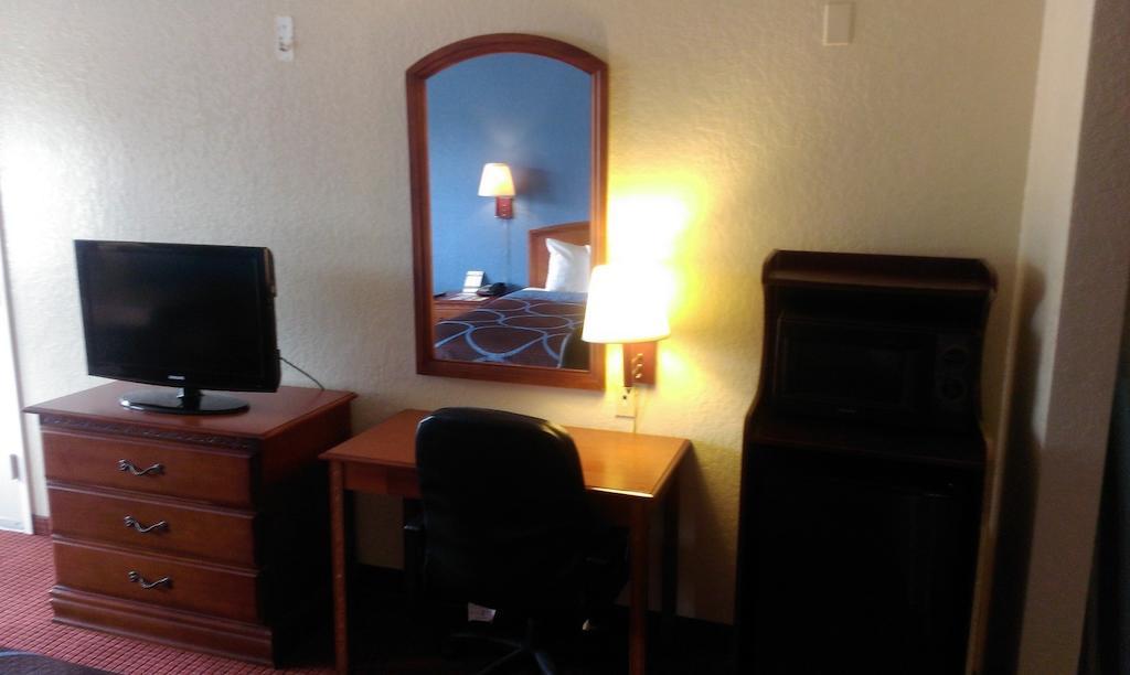 Motel Super 8 By Wyndham San Antonio At I-10 Zewnętrze zdjęcie